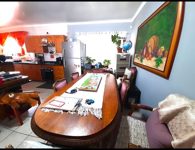 3 BEDROOM TOWNHOUSE FOR SALE IN ARCON PARK